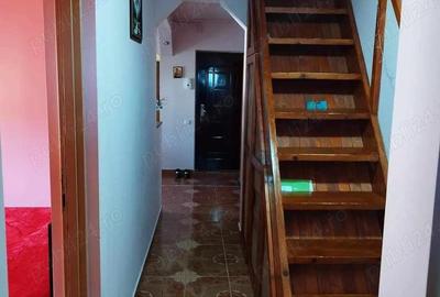 Apartament cu trei camere zona Bradet - 2