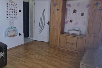 Apartament cu 2 camere decomandat în Doicești - 4