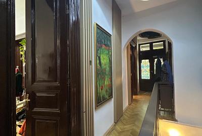 Se vinde apartament P+D in vilă interbelică, Str. Semicercului 10 - 2