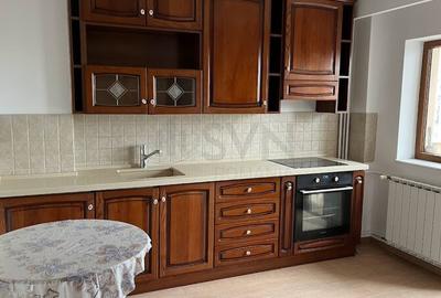 Apartament cu 3 camere semidecomandat, mobilat în P-ța Unirii - 2