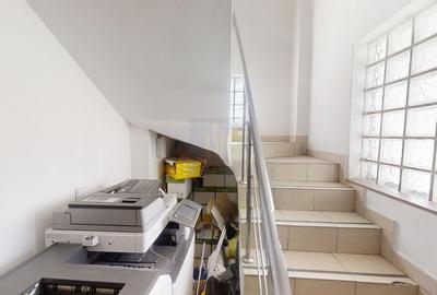 Casă individuală cu 7 camere cu Canalizare în Calea Plevnei - 11