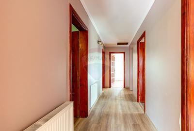 Vila de vanzare Snagov | Piscina, Livada, 8 camere | 3077 mp teren - 21