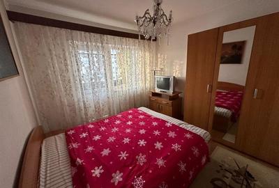 Apartament cu 3 camere decomandat, mobilat în Vasile Aaron - 3