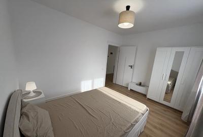 Apartament cu 2 camere semidecomandat, mobilat în Florești - 4