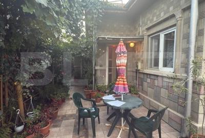 Casa de vanzare 5 camere + dependente - 3