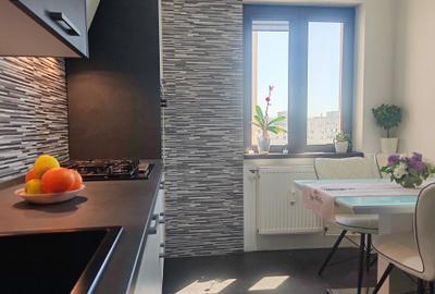 Apartament cu 3 camere decomandat în Titan - 3