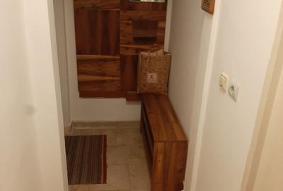 Apartament cu 2 camere în Intim