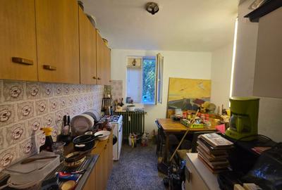 Titan, 10 minute metrou si parc IOR, chiar pe strada Postavarul, stradal, - 1