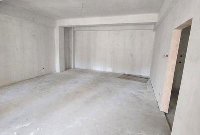 Casă cu 6 camere cu Teren 390 Mp în Independenței - 6
