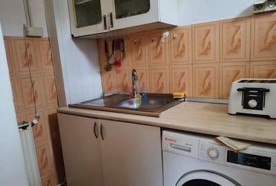 Garsoniera. etaj 2, Mobilata si Utilata, Hipodrom - Sala Pol - 4