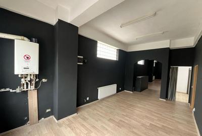 Spatiu Comercial Fizicienilor 140mp | Etajul 1 Spatiu Comercial Fizicienilor 140mp | Etajul 1 - 2