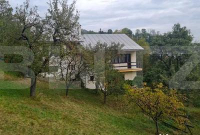 Casă cu 7 camere cu Teren 1200 Mp în Năsăud - 2