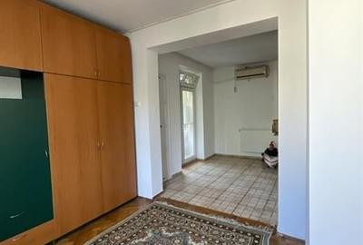 Vanzare apartament 2/3 camere Teiul Doamnei, cu centrala - 3