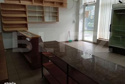 Spațiu comercial, de 100 mp, în Central - 7