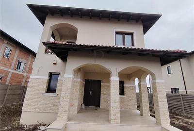 Casa individuala superba - 140 mp utili - supraveghere video - 4