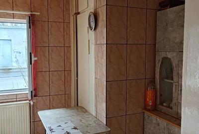 Apartament cu 2 camere semidecomandat în Pod - 3