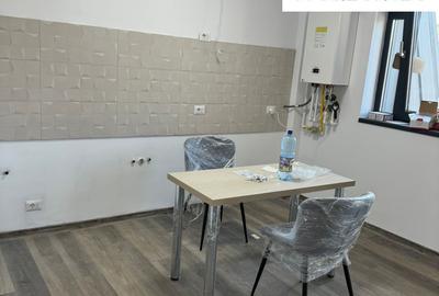 Ap 1 cam, str. Fermelor, ansamblu nou. Pret 250 Euro/lunar