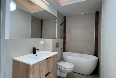 Casă cu 5 camere cu Canalizare în Palazu Mare - 10