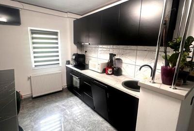 Apartament cu 3 camere semidecomandat în Soarelui - 6