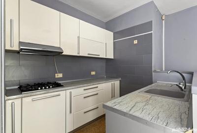 Vila de vanzare,in Arad ultracentral, in aproiere de Teatru,compusa din spatiu comercial si locuinta - 4