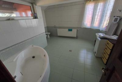 Casă cu 3 camere cu Teren 678 Mp în Europa - 8