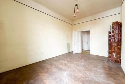 Apartament cu 3 camere decomandat în Central - 3