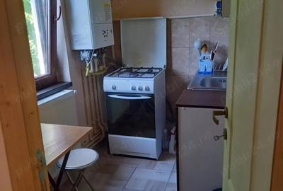 Garsoniera de inchiriat