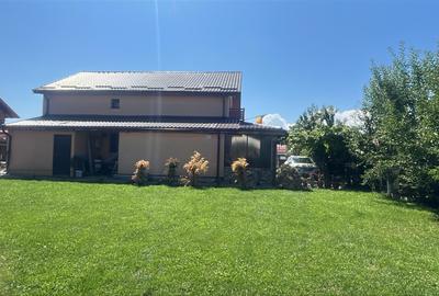 Casa situata in Harman structurata pe P+M, constructie 2017, teren 922 mp - 12