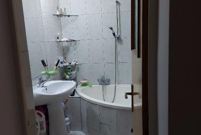 Apartament cu 2 camere decomandat în Lujerului - 2