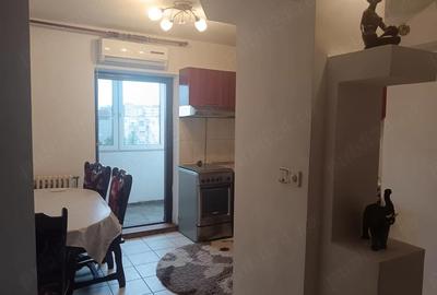 Apartament cu 3 camere decomandat în Nufărul - 1