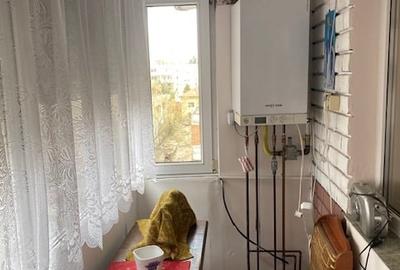 Apartament cu 3 camere decomandat, mobilat în Complex Studențesc - 17