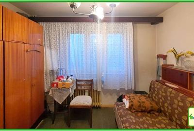 Apartament cu 4 camere decomandat în Republicii - 4