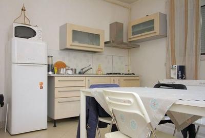 Casă individuală cu 6 camere cu Canalizare în Barbu Văcărescu - 12