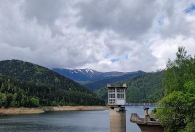 Teren intravilan - Rucar - Satic - 1775 mp - la strada principala - deschidere - 3