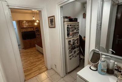 Apartametn cu 2 camere, semidecomandat, pe Calea Bucuresti - 7