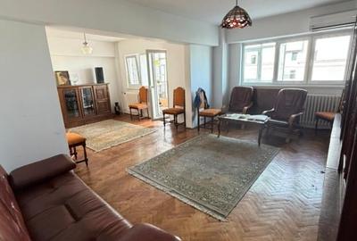 Apartament cu 3 camere decomandat, mobilat în Universitate - 10