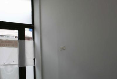Spațiu comercial, de 14 mp, în Central - 5