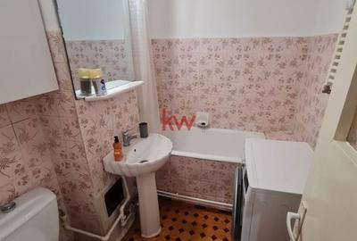 Apartament cu 2 camere semidecomandat, mobilat în Dacia - 1