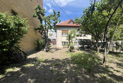 Casă individuală cu 6 camere cu Canalizare în Punctele Cardinale - 1
