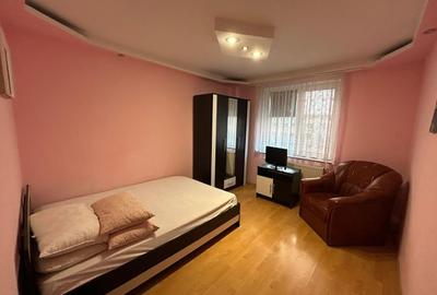 Apartament cu 3 camere semidecomandat, mobilat în Titan - 5