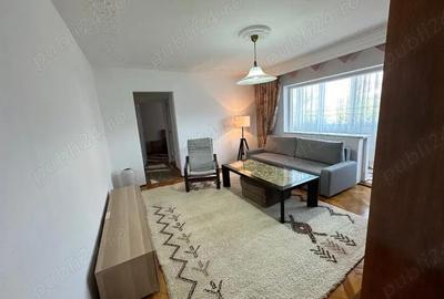 Apartament cu 2 camere semidecomandat, mobilat în Dâmbovița