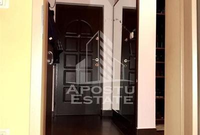 Apartament cu 2 camere decomandat, mobilat în Circumvalațiunii - 9