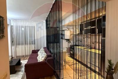 Apartament cu 2 camere decomandat în Central - 2