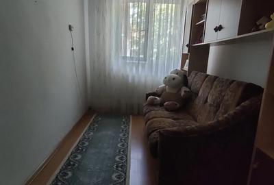 Apartament cu 3 camere decomandat în Central - 2