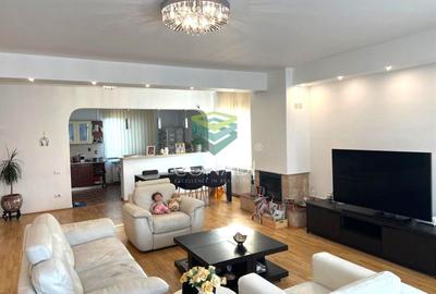 Casă individuală cu 7 camere cu Canalizare în Nord - 2