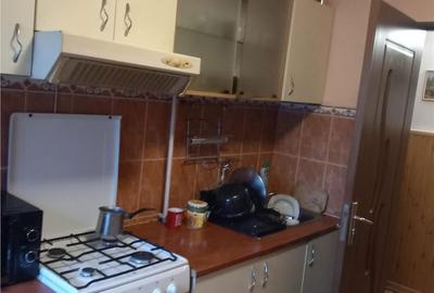 Apartament cu 3 camere decomandat, mobilat în Dârste - 3