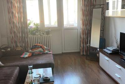 Apartament cu 2 camere semidecomandat în Iancului
