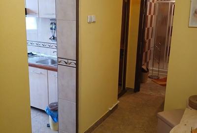 Apartament cu 2 camere decomandat în Micro 20 - 4