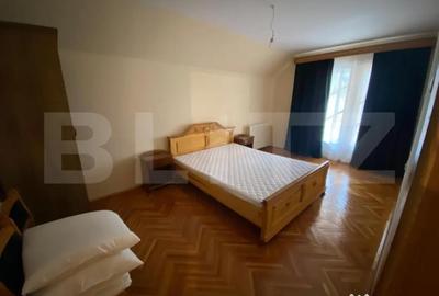 Casă cu 7 camere cu Teren 750 Mp în Central - 9