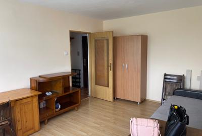 Garsonieră decomandată în Gării - 2